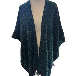 Branigan Weavers Women’s Elegant Dark Green Wool Fringed Cape/Shawl